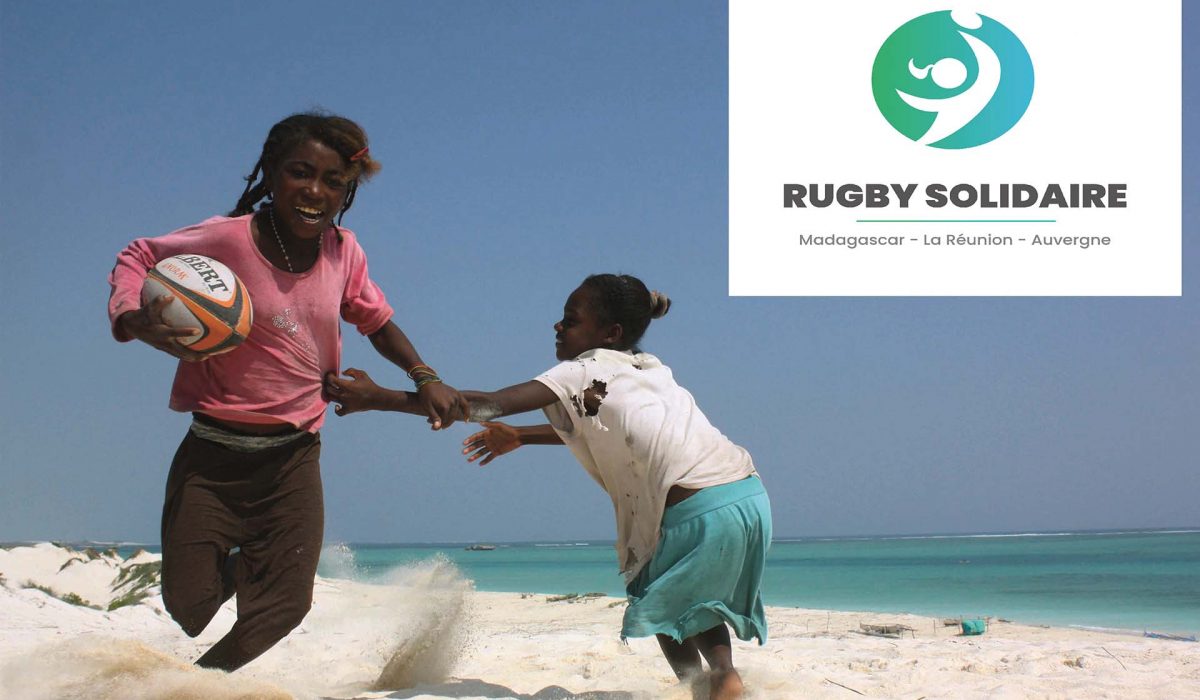 10.Comité du Secours Populaire Français d_Issoire-Rugby Solidaire_ok